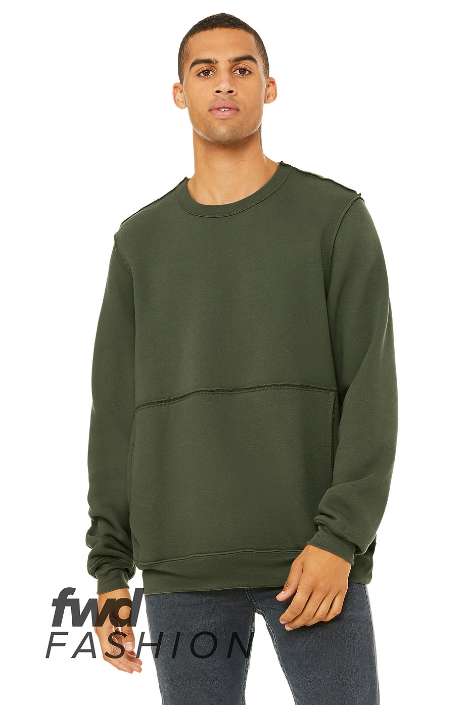 3743 Fleece in "Military Green"